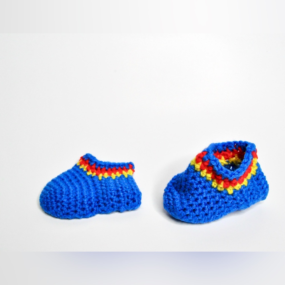 Boys cozy socks (4 pair bundle)